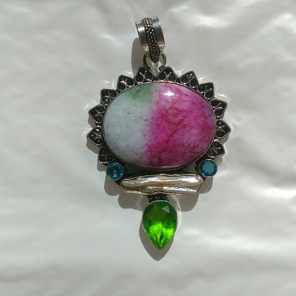Drusy Agate, Peridot, Pearl pendant